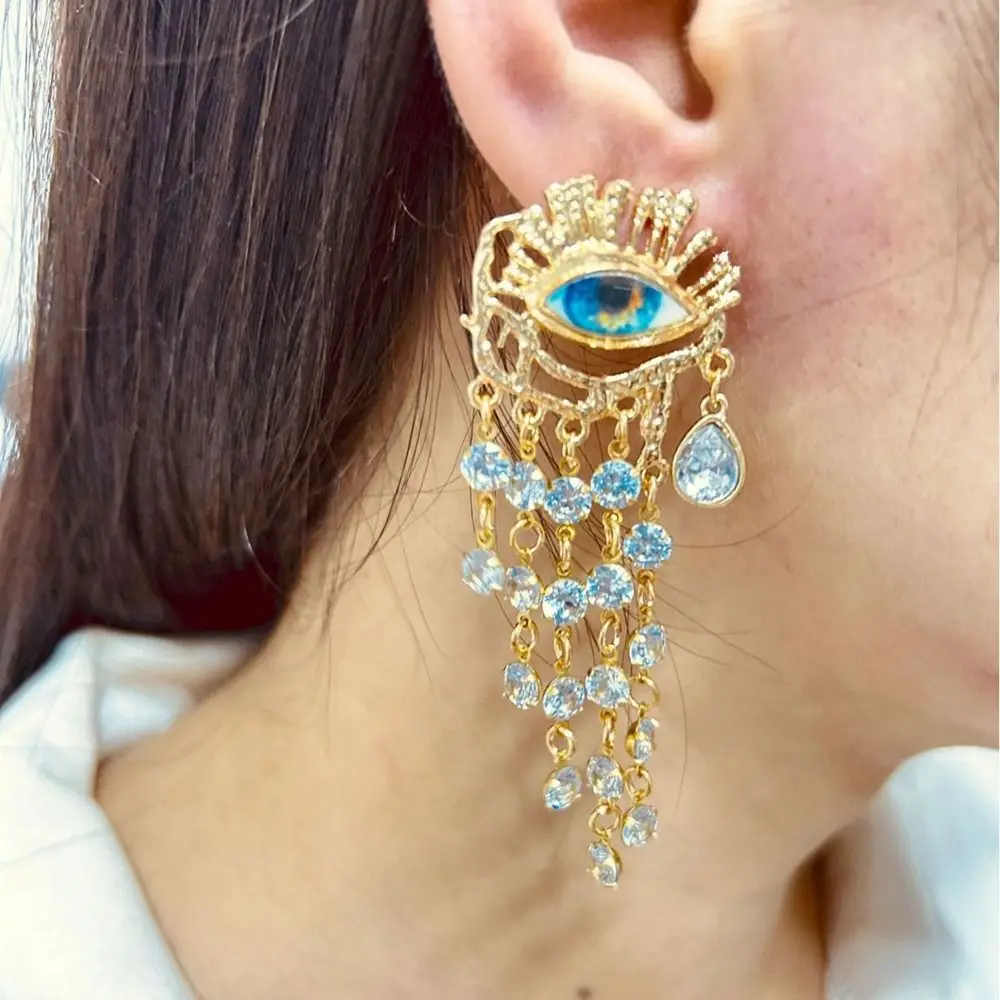 Crystal Long Tassel Dangle Earrings Zircon Gold Blue Demon Eye Earrings Shiny Diamond Ear Drop Rhinestone Earrings Girl
Crystal Long Tassel Dangle Earrings Zircon Gold Blue Demon Eye Earrings Shiny Diamond Ear Drop Rhinestone Earrings Girl