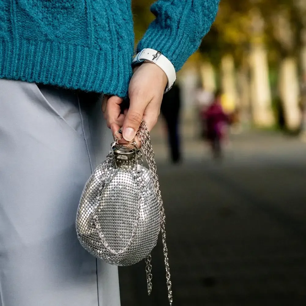 Boutique De FGG Mini Fashion Aluminum Day Clutches Women Casual Coin Purse Money Bag Evening Party Dinner Clutch Handbag
Boutique De FGG Mini Fashion Aluminum Day Clutches Women Casual Coin Purse Money Bag Evening Party Dinner Clutch Handbag