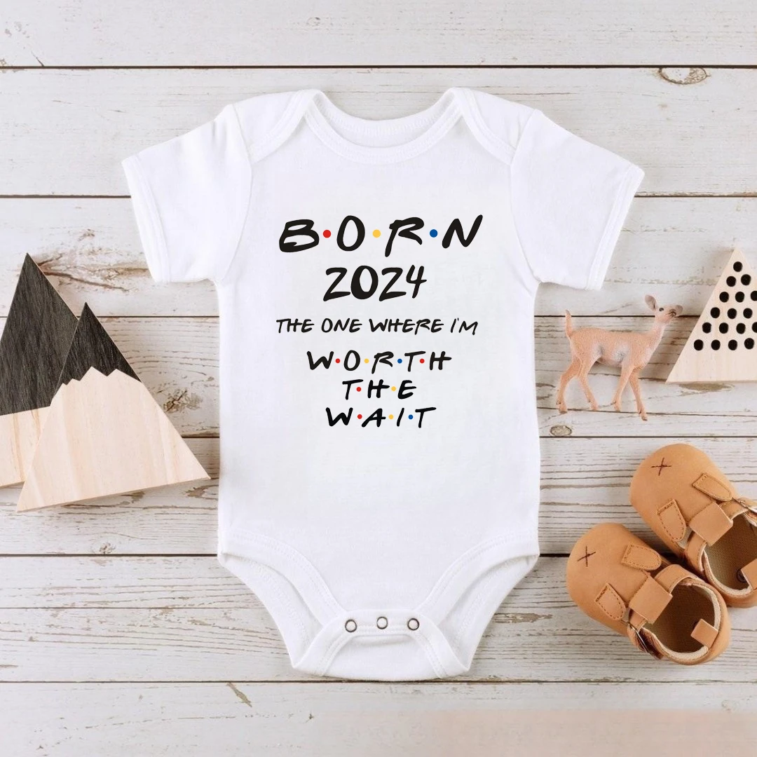 

Born 2024 Worth The Wait Baby Announcement Cotton Baby Bodysuits Summer Boys Girls Romper Newborn Body Pregnancy Reveal Clothes