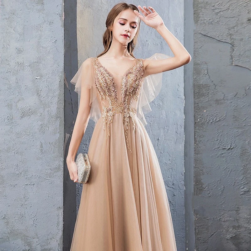 Champagne Bridesmaid Dresses V Neck Flare Sleeve A-line Appliques Backless Wedding Party Tulle Evening Prom Gowns For Women New
Champagne Bridesmaid Dresses V Neck Flare Sleeve A-line Appliques Backless Wedding Party Tulle Evening Prom Gowns For Women New