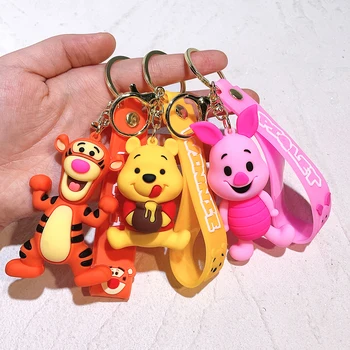 Um Guia Encantador para o Chaveiro Kuromi: Da Nostalgia à Funcionalidade 12 Cute Winnie the Pooh Tigger doll keychain exquisite book bag pendant car key chain doll machine small gifts