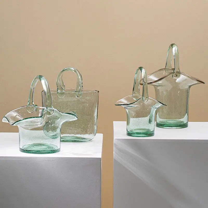 Bubble handbasket, bag, glass vase, flower ware, rainy season, bubble living room, tabletop vase, European decorative ornaments
Bubble handbasket, bag, glass vase, flower ware, rainy season, bubble living room, tabletop vase, European decorative ornaments
