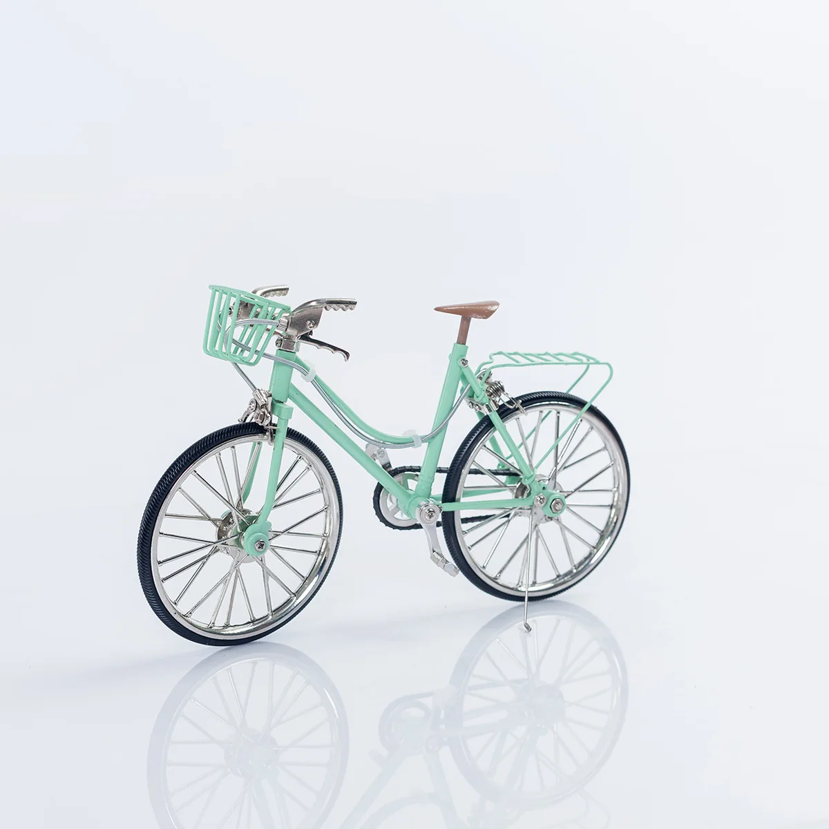 Generic 1/10 Scale Alloy Bicycle Model Diecast Metal Finger Ladies Bike