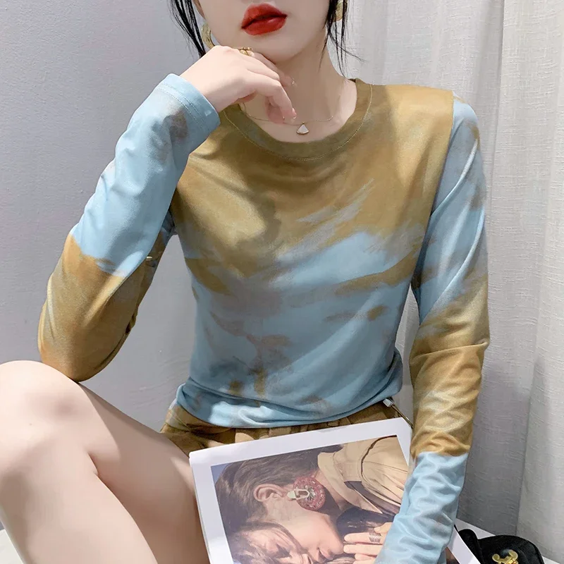 Футболка женская сетчатая с круглым вырезом и длинным рукавом
Футболка женская сетчатая с круглым вырезом и длинным рукавом