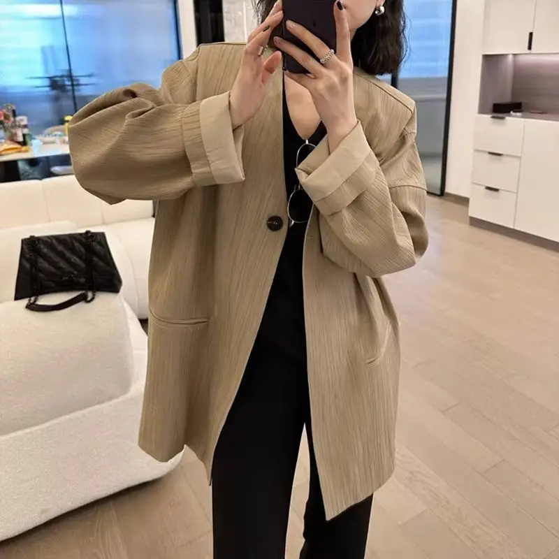Chubby Girl 150kg Hong Kong Style Retro Milk Tea Women's Suit Jacket Plus Size Spring and Autumn Loose High-end Suit Blazer Top
Chubby Girl 150kg Hong Kong Style Retro Milk Tea Women's Suit Jacket Plus Size Spring and Autumn Loose High-end Suit Blazer Top