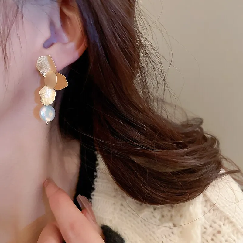 Elegant Natural Freshwater Pearls Earrings for Women Vintage Golden Petals Flower Drop Earring Jewelry For Party Wedding 5 Mallzona S197c894aaa8a48aba5f76ca8995bb5c9j Elegant Natural Freshwater Pearls Earrings for Women Vintage Golden Petals Flower Drop Earring Jewelry For Party Wedding Mallzona