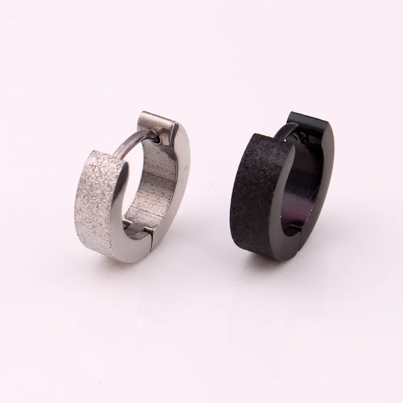 

Fashion Women Small Hoop Earrings Color Black Frosting Stainless Steel Round Hoop Huggie Earrings Jewelry For Cool Men 4*13mm