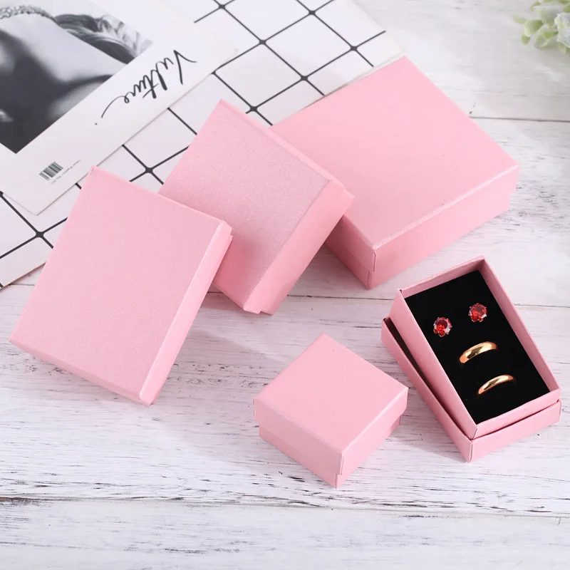 24pcs Square Jewelry Organizer Bag Small Ring Earrings Jewelry Storage Box Portable Jewelry Trave Box Case for Valentine's Day
24pcs Square Jewelry Organizer Bag Small Ring Earrings Jewelry Storage Box Portable Jewelry Trave Box Case for Valentine's Day