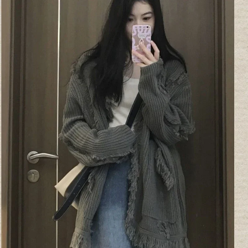 

Ladies Sweaters Cardigan Grey Knitted Top for Women V-neck Y2k Fashion Korea Sale 2023 Korean Vintage Harajuku Autumn Winter 90s