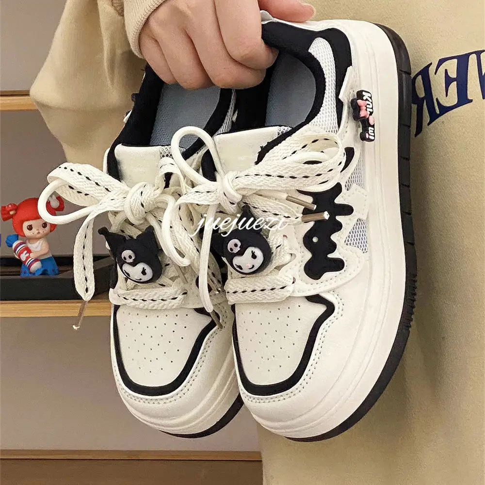 New Kawaii Sanrio Board Shoes Kuromi Cartoon Anime Doll Small White Shoes Breathable Anti-Skid Student Cute Sneakers Toy Gift
New Kawaii Sanrio Board Shoes Kuromi Cartoon Anime Doll Small White Shoes Breathable Anti-Skid Student Cute Sneakers Toy Gift