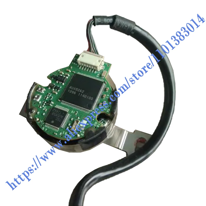 100% Новый оригинальный 1 год гарантии сервомотор TS5679N1137. 
100% Новый оригинальный 1 год гарантии сервомотор TS5679N1137.