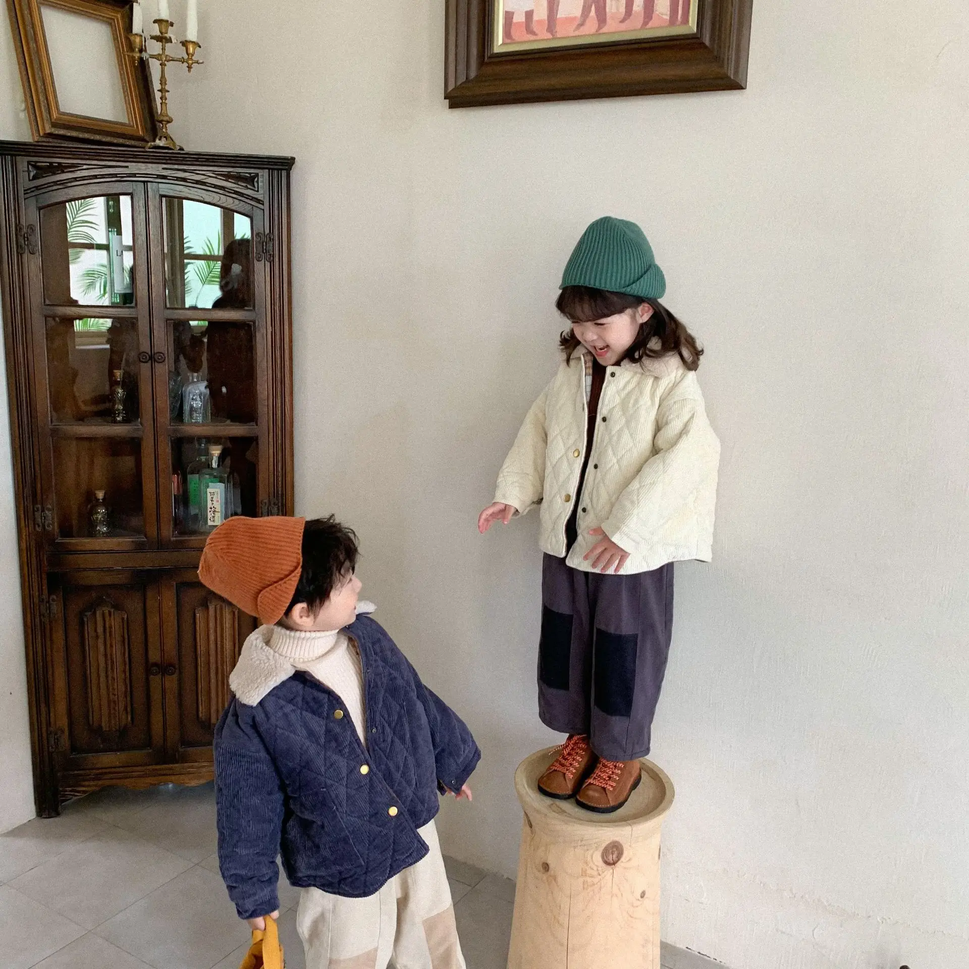 Children's Coat Autumn and Winter 2022 Boys and Girls' Corduroy Cotton Jacket Children's Warm Jacket Wear on Both Sides
Children's Coat Autumn and Winter 2022 Boys and Girls' Corduroy Cotton Jacket Children's Warm Jacket Wear on Both Sides