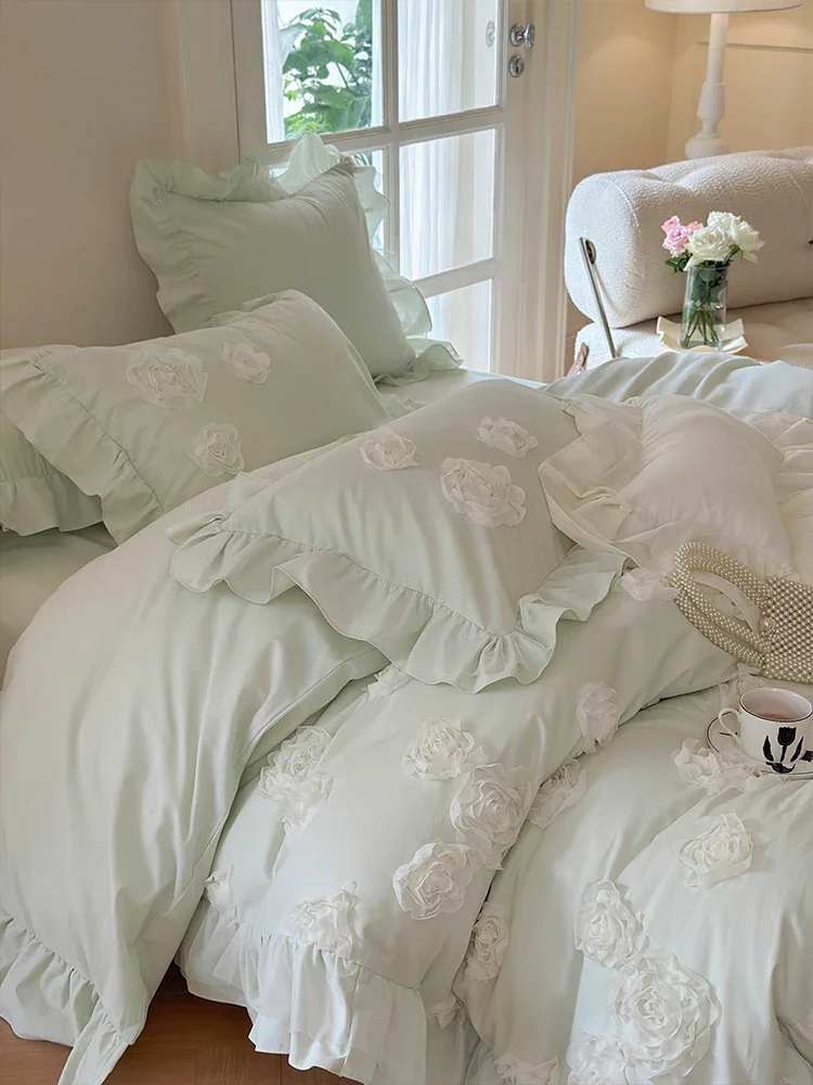 Four-Piece Cotton French Romantic Thickened Warm Household Bedding Autumn and Winter Bed Sheet Cartoon Anime Flounce Decoration
Four-Piece Cotton French Romantic Thickened Warm Household Bedding Autumn and Winter Bed Sheet Cartoon Anime Flounce Decoration