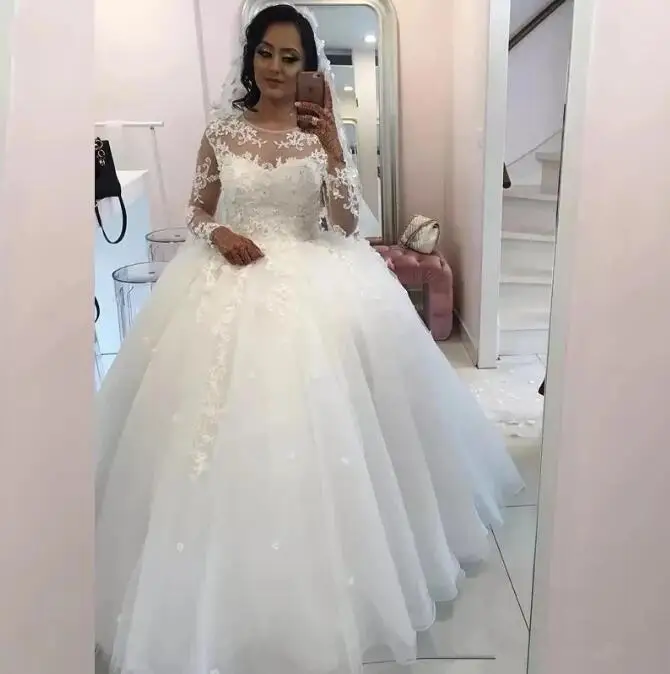 Ball Gown Fluffy Long Sleeve Tulle Lace Flowers Luxury Formal Wedding Dresses New Wedding Gowns mariage Custom Made
Ball Gown Fluffy Long Sleeve Tulle Lace Flowers Luxury Formal Wedding Dresses New Wedding Gowns mariage Custom Made