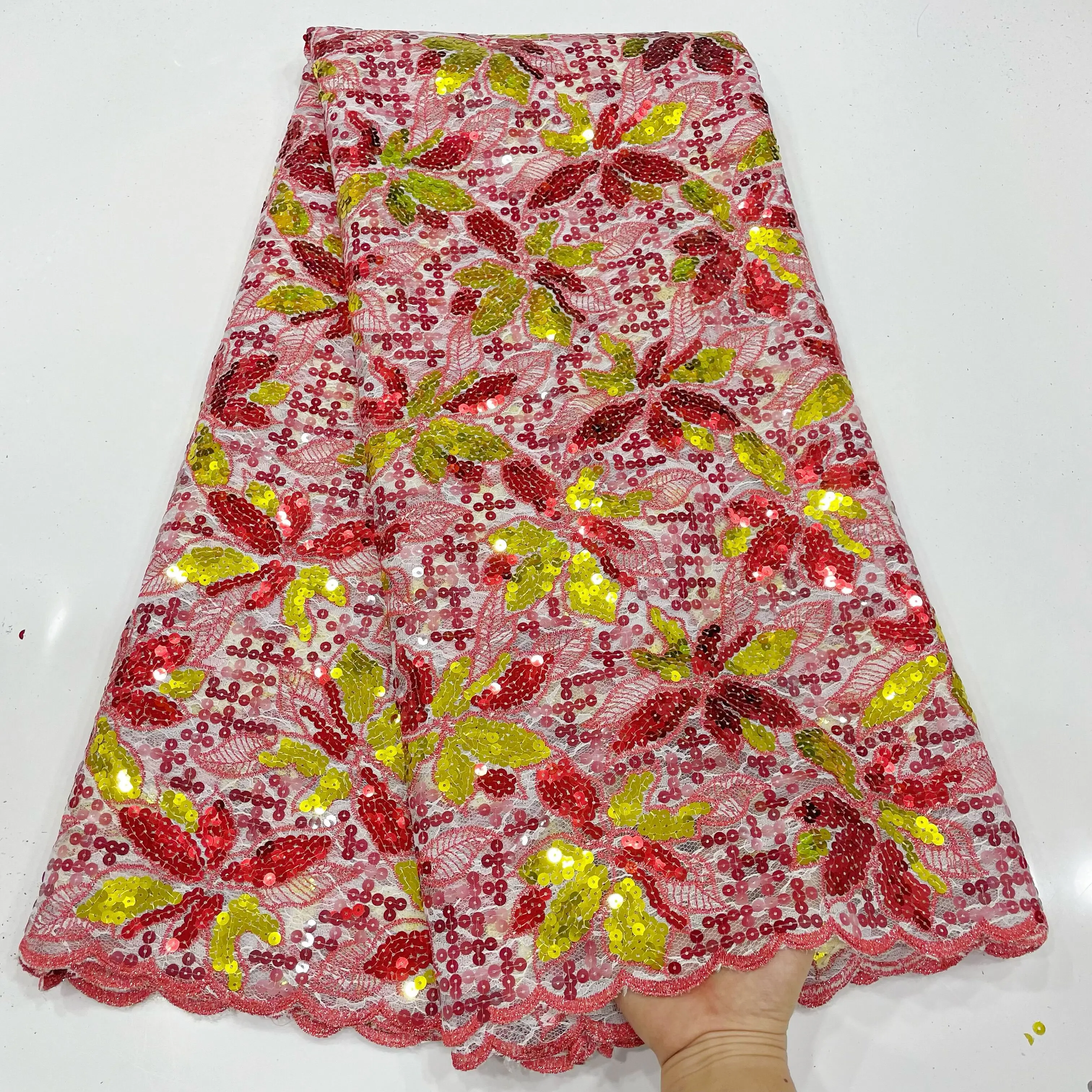 Модная африканская вышивка, кружевная ткань, высококачественное кружево, 5 ярдов, нигерийская кружевная ткань, кружевная ткань, великолепный материал для свадьбы
Модная африканская вышивка, кружевная ткань, высококачественное кружево, 5 ярдов, нигерийская кружевная ткань, кружевная ткань, великолепный материал для свадьбы