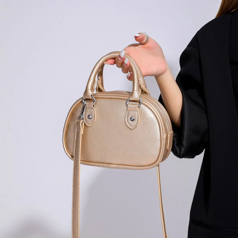 Cute Small Bag for Women's New Fashion and Advanced Sense Handbag, Versatile One Shoulder Crossbody Bag for Small People
Cute Small Bag for Women's New Fashion and Advanced Sense Handbag, Versatile One Shoulder Crossbody Bag for Small People