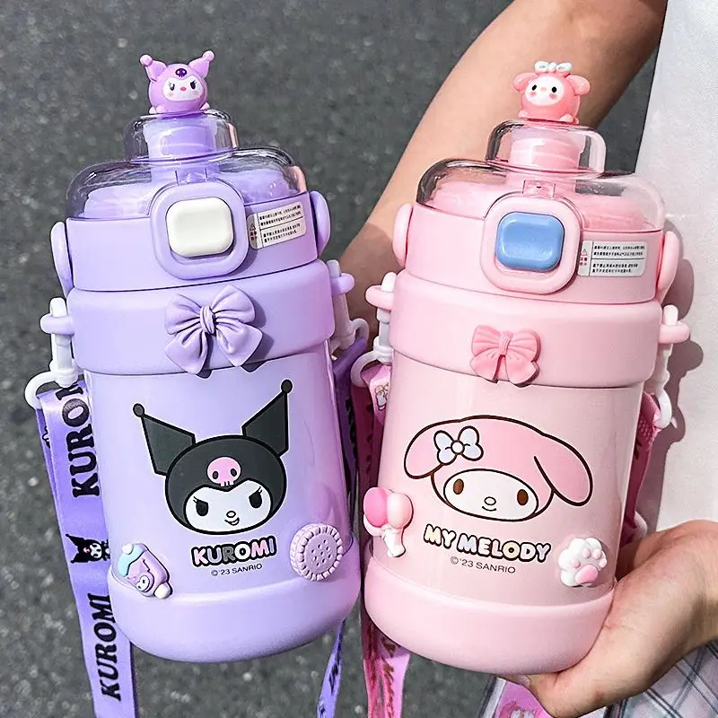 820ml Kawaii Sanrio Kuromi My Melody Thermos Mug Thermal Water Bottle Cartoon High Capacity Stainless Steel Portable Straw Cups
820ml Kawaii Sanrio Kuromi My Melody Thermos Mug Thermal Water Bottle Cartoon High Capacity Stainless Steel Portable Straw Cups