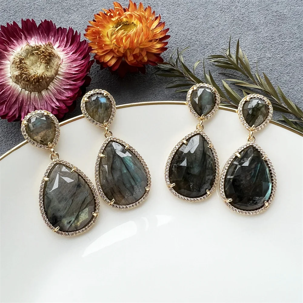 Серьги из Лабрадорита, микро-бижутерия из фианита, украшение для подружки невесты с кристаллами в подарок на день рождения
Серьги из Лабрадорита, микро-бижутерия из фианита, украшение для подружки невесты с кристаллами в подарок на день рождения