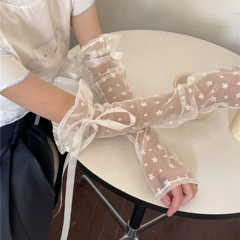 Female Mesh Lace Gloves Arm Cover Decorative Sleeves Lolita-Style Girl Summer Accessory Sweet Girls Fingerless Gloves
Female Mesh Lace Gloves Arm Cover Decorative Sleeves Lolita-Style Girl Summer Accessory Sweet Girls Fingerless Gloves