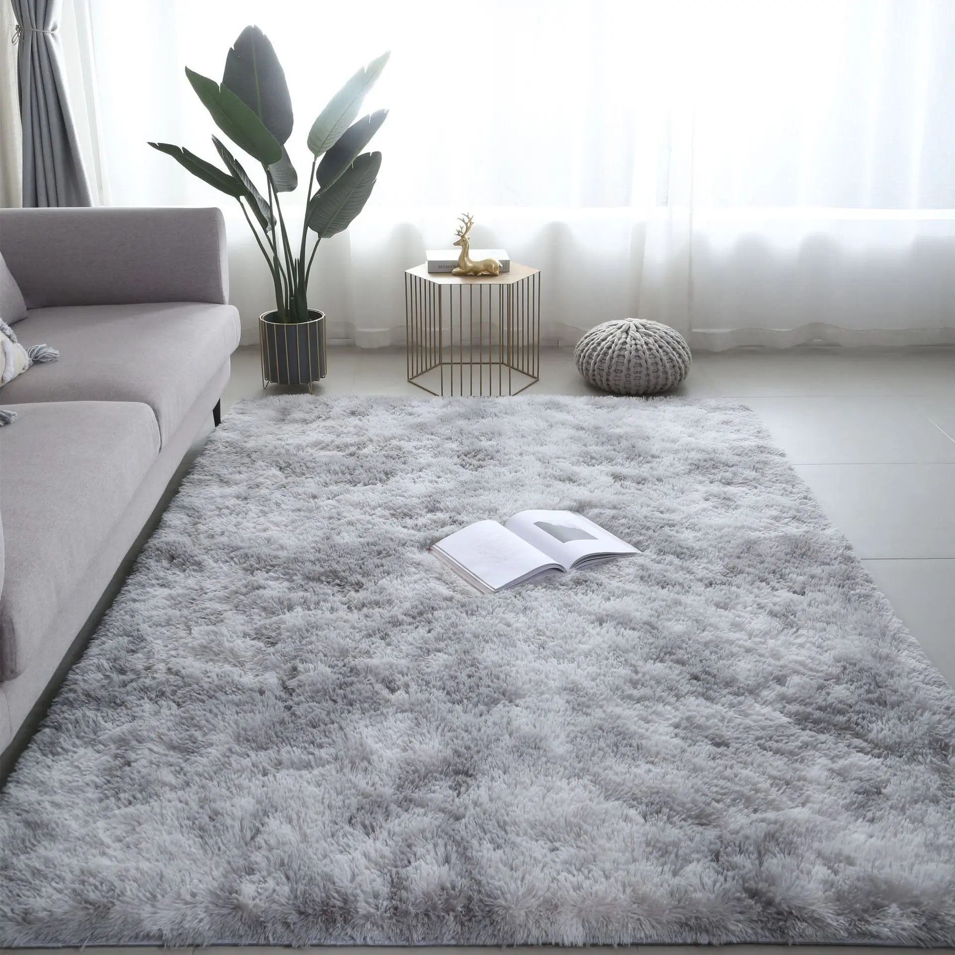 A481dyed printed carpets Instagram wholesale gradient silk wool PV velvet living room, study, bedside bedroom carpets
A481dyed printed carpets Instagram wholesale gradient silk wool PV velvet living room, study, bedside bedroom carpets