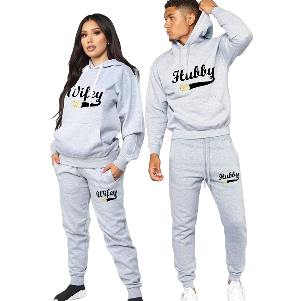 2023 Couple Outfits Hoodie and Pants 2 pieces High Quality Hubby Wifey Print Men Women Daily Casual Sport Jogging Suit Tracksuit
2023 Couple Outfits Hoodie and Pants 2 pieces High Quality Hubby Wifey Print Men Women Daily Casual Sport Jogging Suit Tracksuit