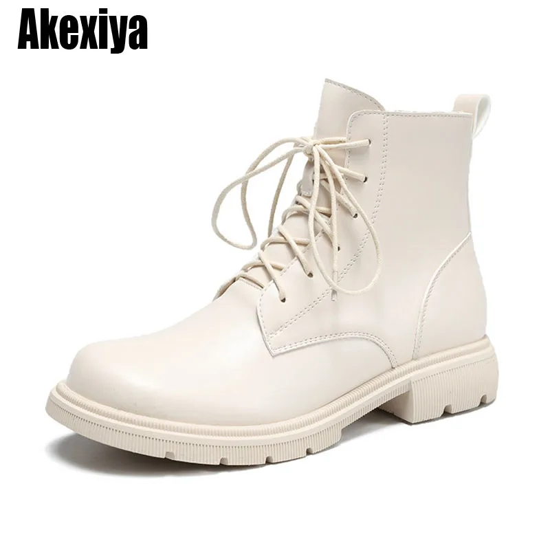 New Elegant Autumn Winter Genuine Leather Lace Up Ankle Boots Square Low Heel All Match Women Shoes Size 34-40 BC5097
New Elegant Autumn Winter Genuine Leather Lace Up Ankle Boots Square Low Heel All Match Women Shoes Size 34-40 BC5097