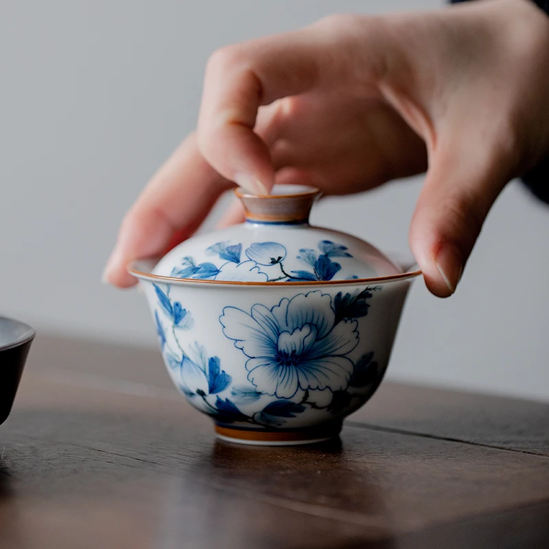 Pure Hand-painted Blue Camellia CeramiC Cup Not Hot, Chinese Single Bowl With Lid, Kung Fu Tea Set
Pure Hand-painted Blue Camellia CeramiC Cup Not Hot, Chinese Single Bowl With Lid, Kung Fu Tea Set