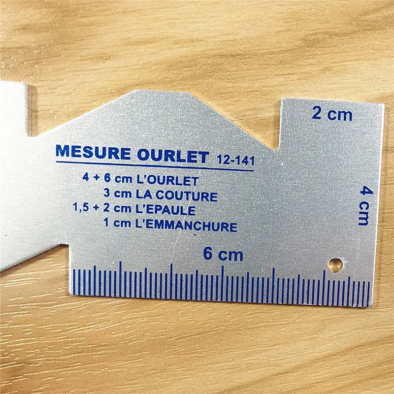 Precision Seam Measuring Gauge, Metal Quilting Ruler, DIY Garment Tailor Sewing Ruler, Patchwork, 1PC
Precision Seam Measuring Gauge, Metal Quilting Ruler, DIY Garment Tailor Sewing Ruler, Patchwork, 1PC