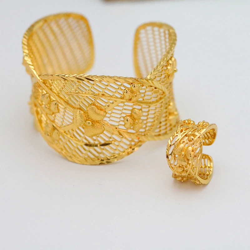 

New Fashion Ladies Luxury Gold Bracelet Ring Set African Ethiopian Women Dubai Bracelet Party Wedding Gifts