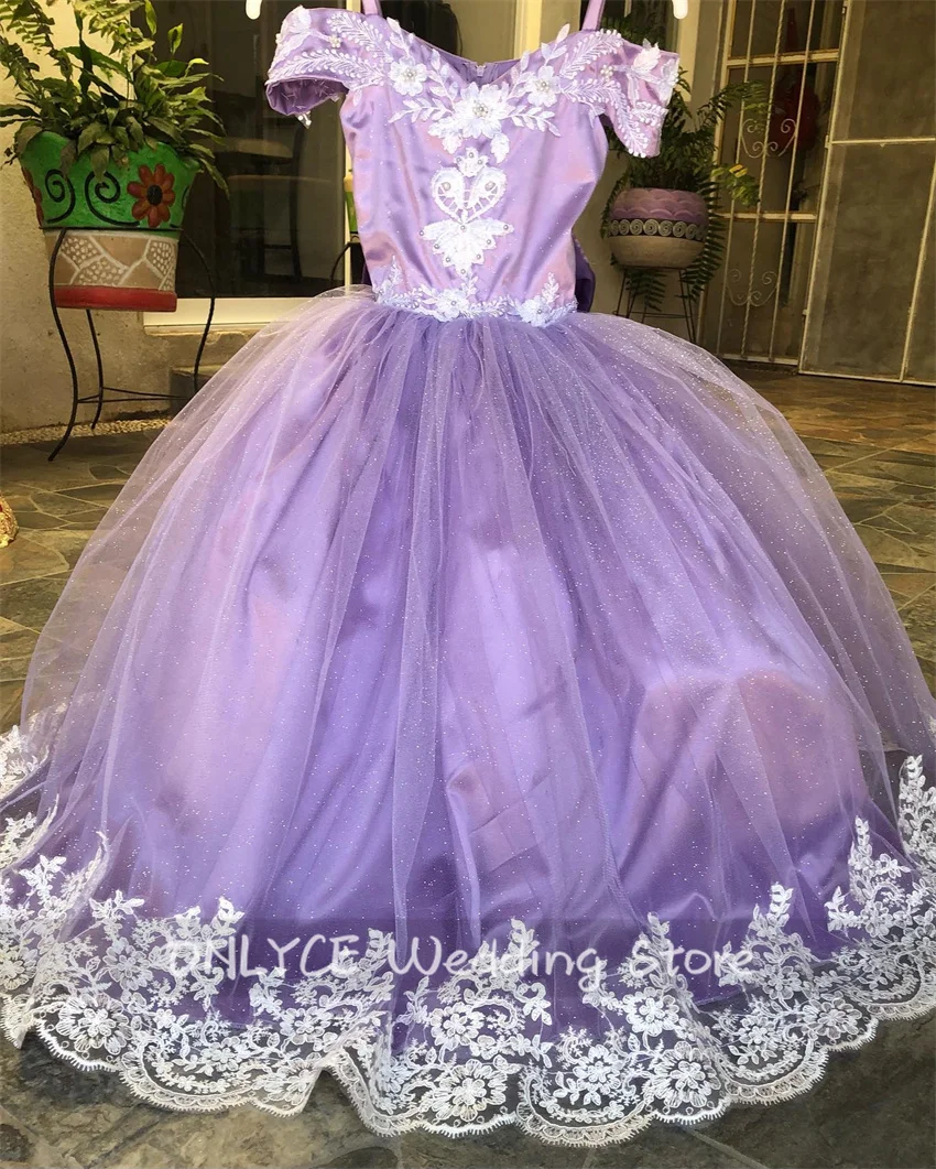 Cute 2024 Lavender Flower Girls Dress With Bow Beading Lace Appliques Ball Gown Flowers Applique For Child Birthday Party Gown
Cute 2024 Lavender Flower Girls Dress With Bow Beading Lace Appliques Ball Gown Flowers Applique For Child Birthday Party Gown