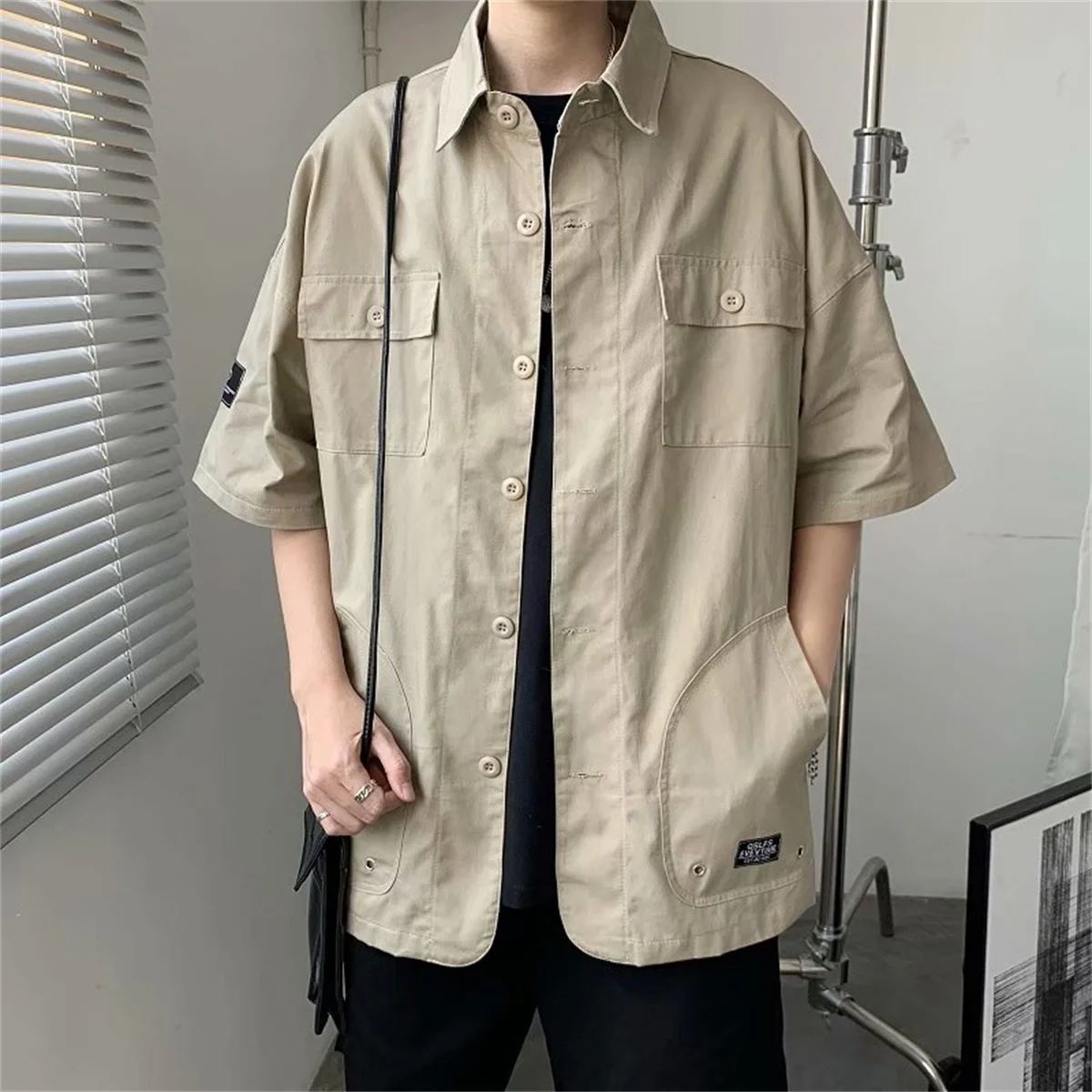 2023 Men's Cotton Military Cargo Shirts Fashion Casual Short Sleeve Pockets Work Streetwear Male Blouses M-3XL
2023 Men's Cotton Military Cargo Shirts Fashion Casual Short Sleeve Pockets Work Streetwear Male Blouses M-3XL