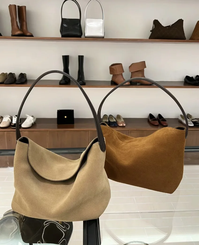 FIRMRANCH Autumn Vintage High Quality Soft Suede Top Layer Cowhide Niche Versatile Trend Shoulder Underarm Bag For Woman Hobos
FIRMRANCH Autumn Vintage High Quality Soft Suede Top Layer Cowhide Niche Versatile Trend Shoulder Underarm Bag For Woman Hobos