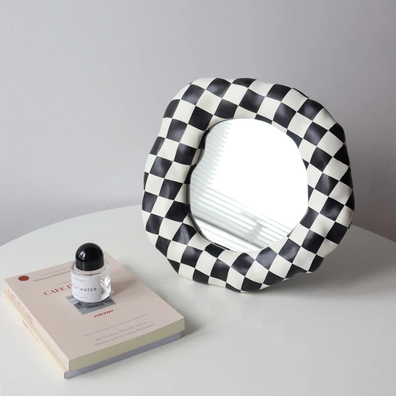 Black White Checkerboard Vanity Mirror Home Decor Creative Desktop Irregular Resin Mirrors Storage Tray Living Room Decoration
Black White Checkerboard Vanity Mirror Home Decor Creative Desktop Irregular Resin Mirrors Storage Tray Living Room Decoration
