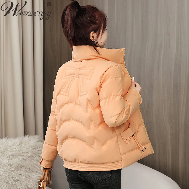 Winter Jackets For Women Korean Stand Collar Short Parkas Warm Casaul Loose Luxury Designer Coat Windproof Plus Size Outwears
Winter Jackets For Women Korean Stand Collar Short Parkas Warm Casaul Loose Luxury Designer Coat Windproof Plus Size Outwears