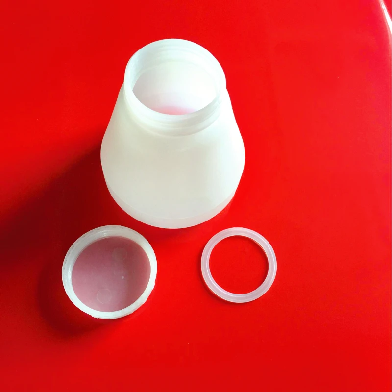 2pcs/box Electrostatic spray funnel cup bottle for powder coating spray gun PC02/PC03
2pcs/box Electrostatic spray funnel cup bottle for powder coating spray gun PC02/PC03
