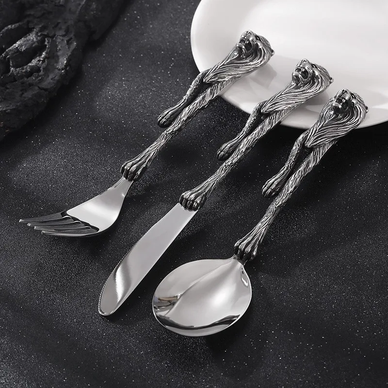 

Punk Personality lion head Cutlery Stainless Steel 316L Cutlery Role-playing Cutlery Never Fade Colors Motorcycle Ornamental