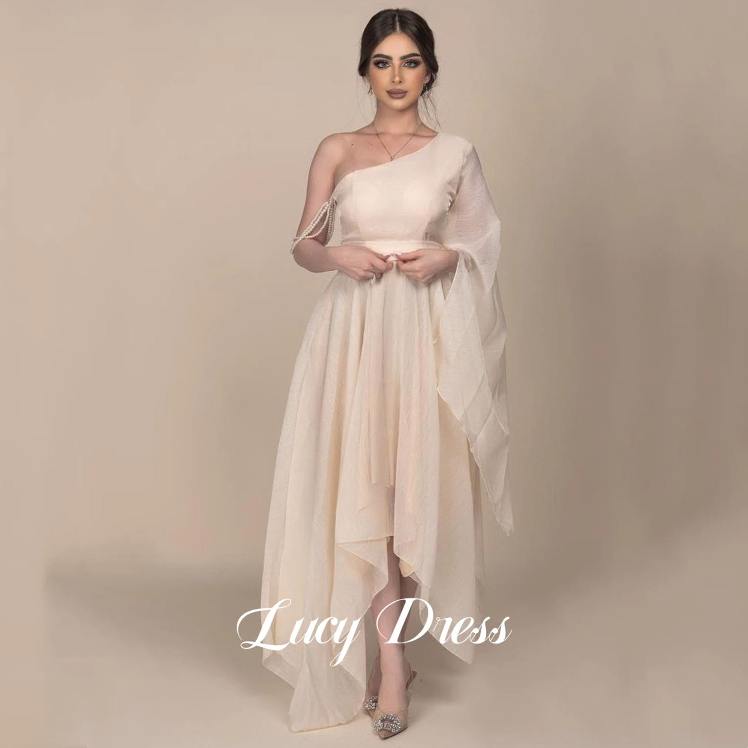 Lucy Reunion Party Dresses for Women Evening Dress Eid Al-fitr One Shoulder Sleeve Chiffon Light Champagne Grace Ball Gowns
Lucy Reunion Party Dresses for Women Evening Dress Eid Al-fitr One Shoulder Sleeve Chiffon Light Champagne Grace Ball Gowns