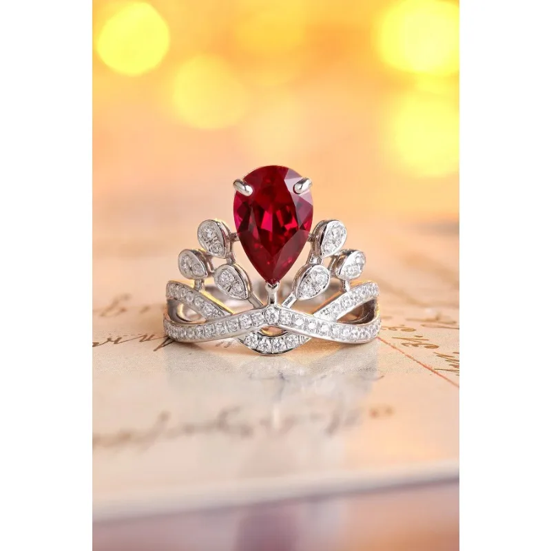 

Ruihe New Design Crown 925 Silver 2.7ct Lab Grown Ruby Simulated Diamond Ring for Women Daily Office Jewelry Couple Wedding Ring