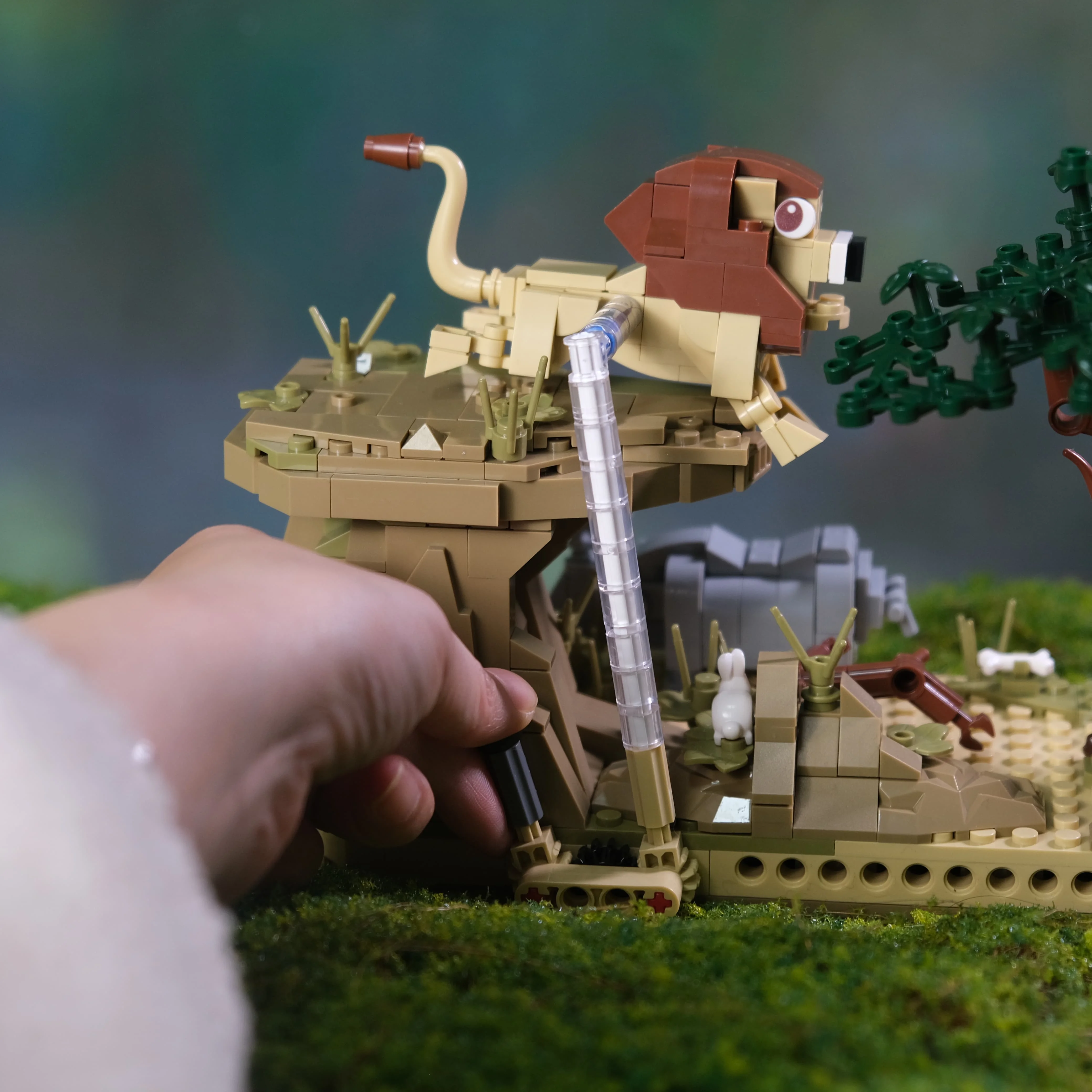 755PCS Creative Tropical Forest Building Blocks Cute Animal Lion Zoo Model Bricks Assemble Toys Birthday Gift for Adults Kids 755PCS Creative Tropical Forest Building Blocks Cute Animal Lion Zoo Model Bricks Assemble Toys Birthday Gift for Adults Kids