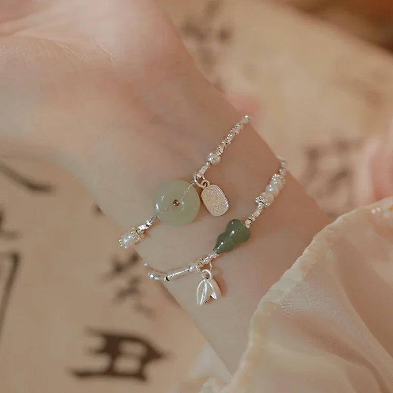 925 Jade Jewel Bracelet and Hetian Jade Bracelet Luxury Small Group Exquisite Fashion Birthday Gift
925 Jade Jewel Bracelet and Hetian Jade Bracelet Luxury Small Group Exquisite Fashion Birthday Gift