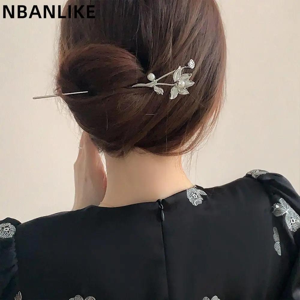 

Chinese Style Hairstyle Design Tool Pearl Lotus Flower Headwear Metal Hairpin Ancient Style Hairpin Hanfu Hair Sticks