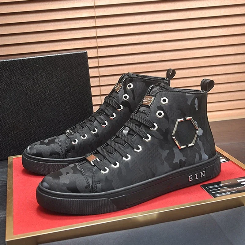 Male Shoes 2024 New Fashion Classical Pattern High Luxury Brand HighTop Shoes Breathable Casual High Quality Shoes For Men's
Male Shoes 2024 New Fashion Classical Pattern High Luxury Brand HighTop Shoes Breathable Casual High Quality Shoes For Men's