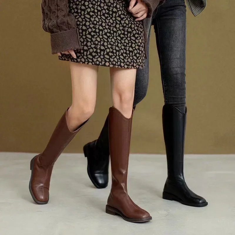 Flats Heel Women Winter English Style Knee Boots High Tube V Mouth Western Boots Shoes
Flats Heel Women Winter English Style Knee Boots High Tube V Mouth Western Boots Shoes