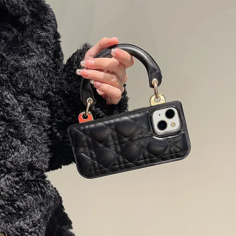 2023 INS Design Red Leather Pattern Suitable for iPhone 14 Promax Phone Case 13 New Handheld Bracelet 12 Phone Case Female
2023 INS Design Red Leather Pattern Suitable for iPhone 14 Promax Phone Case 13 New Handheld Bracelet 12 Phone Case Female