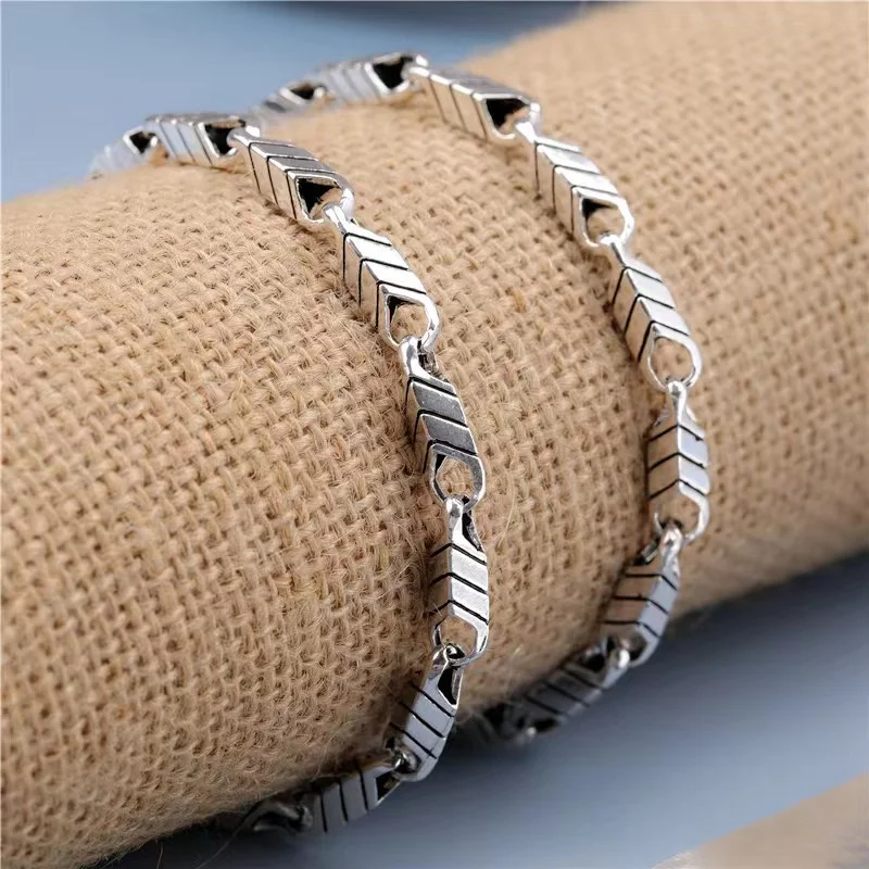Men's Luxury 100%925 Sterling Silver Handmade Necklace Retro personality women's simple jewelry Ornaments Necklace Holiday Gift
Men's Luxury 100%925 Sterling Silver Handmade Necklace Retro personality women's simple jewelry Ornaments Necklace Holiday Gift