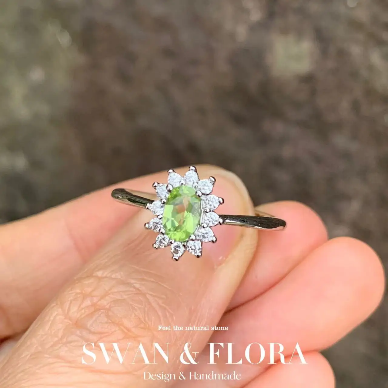 MM Natural Peridot Ring Adjustable Female Heart ring Jewelry for Women Gift Wholesale High Quality Vintage Fine
MM Natural Peridot Ring Adjustable Female Heart ring Jewelry for Women Gift Wholesale High Quality Vintage Fine