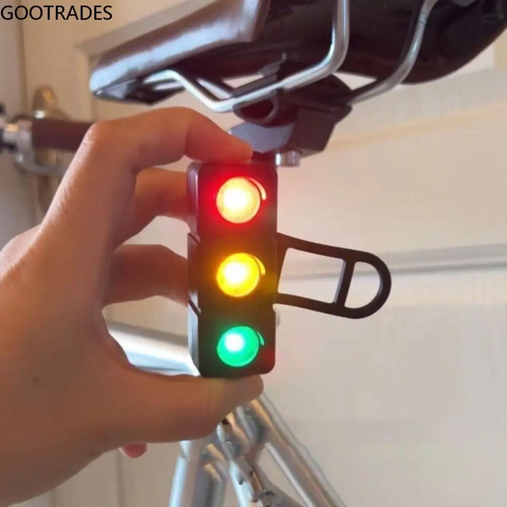 Traffic Safety Waterproof Bicycle Tail Light Charging Smart Bicycle Rear Light MTB Flashing Bike Brake Sensing Light Road Bike
Traffic Safety Waterproof Bicycle Tail Light Charging Smart Bicycle Rear Light MTB Flashing Bike Brake Sensing Light Road Bike