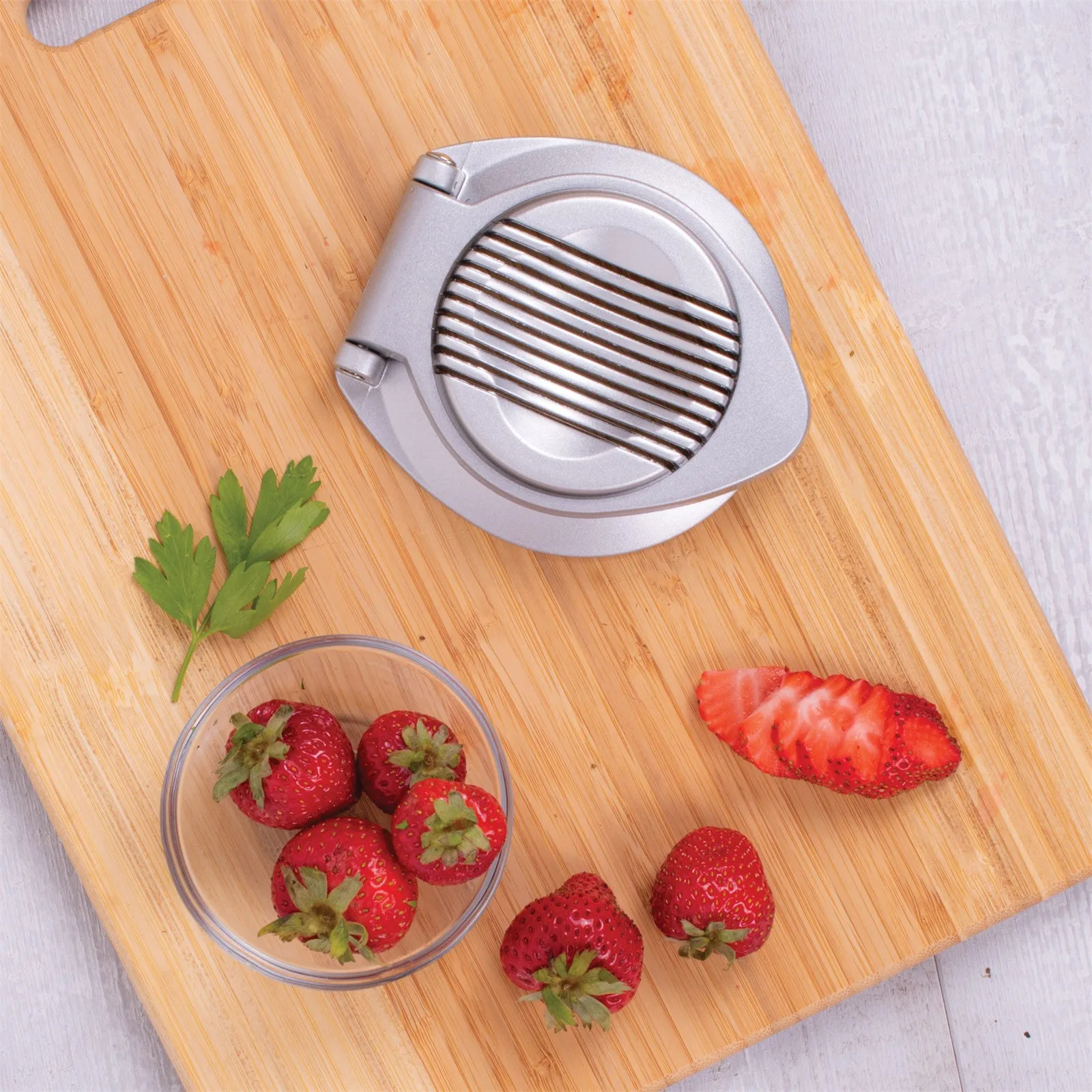 Multifunctional Egg Cutter Aluminum Alloy Egg Slicer Sectioner Household Egg Skiving Machine Egg Skiving Machine Preserved
Multifunctional Egg Cutter Aluminum Alloy Egg Slicer Sectioner Household Egg Skiving Machine Egg Skiving Machine Preserved