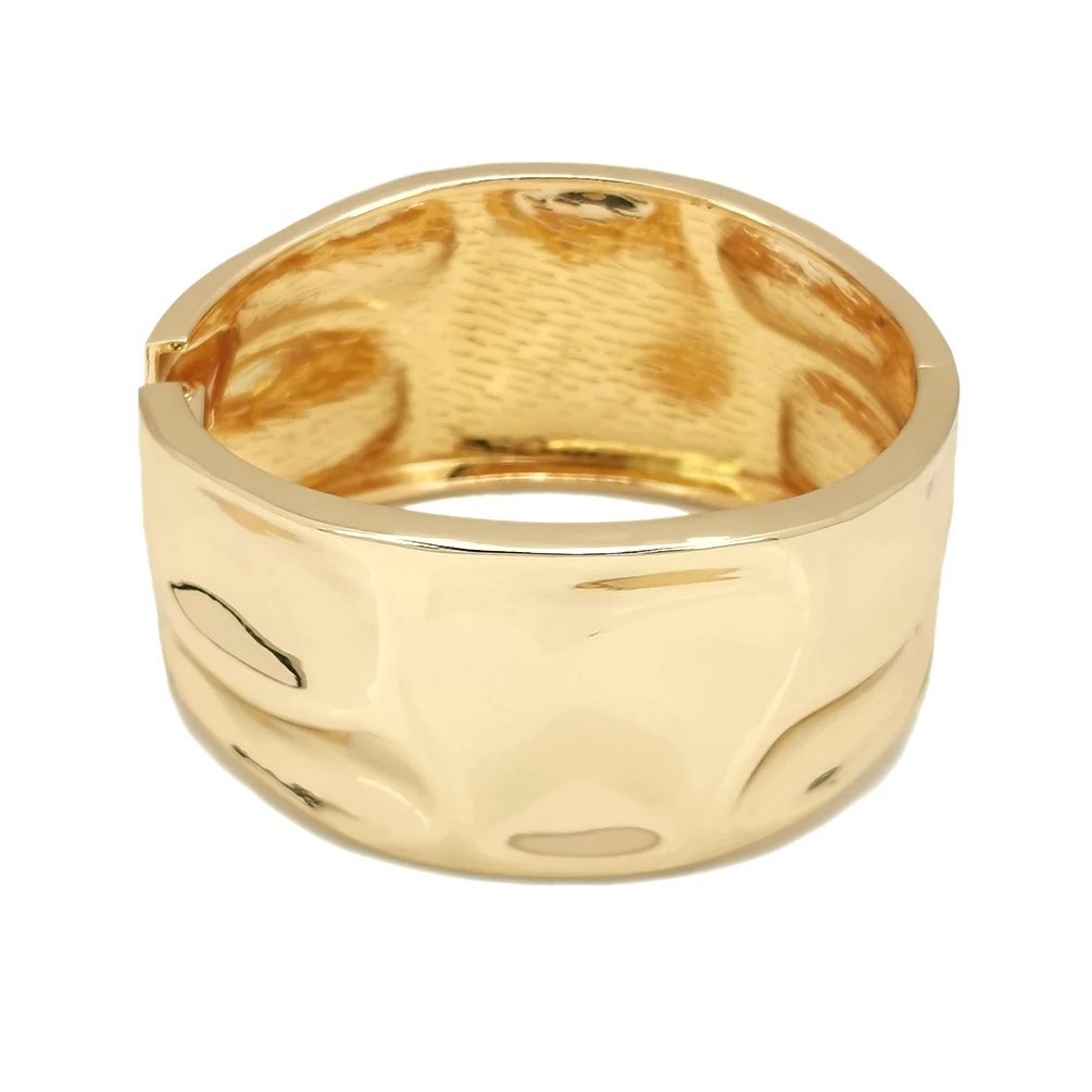 Glossy Irregular Surface Alloy Bracelet Wide Spring Open Big Cuff Bangles For Women Statemen Jewelry Wristband Accessories
Glossy Irregular Surface Alloy Bracelet Wide Spring Open Big Cuff Bangles For Women Statemen Jewelry Wristband Accessories