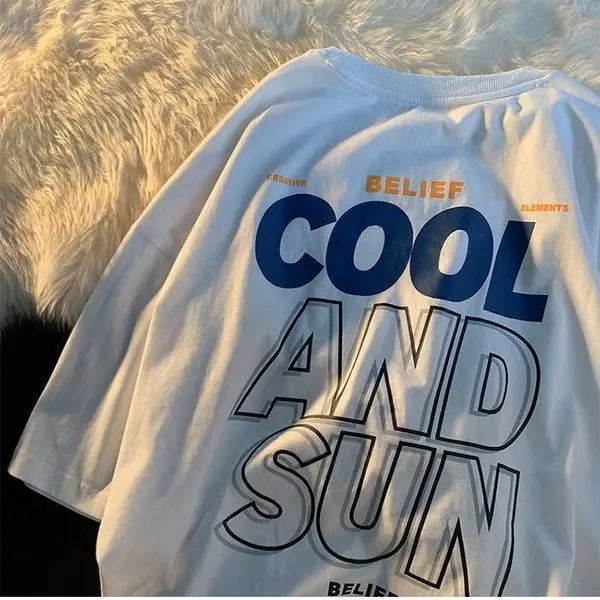 Summer Couple Personality Trend Letter Printing Graphic T-shirt Hip Hop Men and Women Retro Loose Relaxed Short Sleeve harajuku
Summer Couple Personality Trend Letter Printing Graphic T-shirt Hip Hop Men and Women Retro Loose Relaxed Short Sleeve harajuku